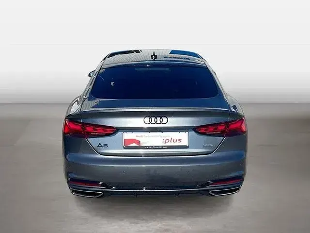 Gebraucht Audi A5 Sportback Comfort 286 PS (210 kW) 2022 Daytonagrau perleffekt Kleinwagen