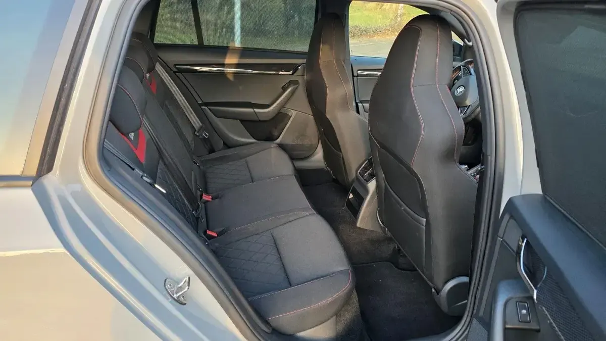 Gebraucht Skoda Octavia RS 184 PS (135 kW) 2019 Grau Kombi