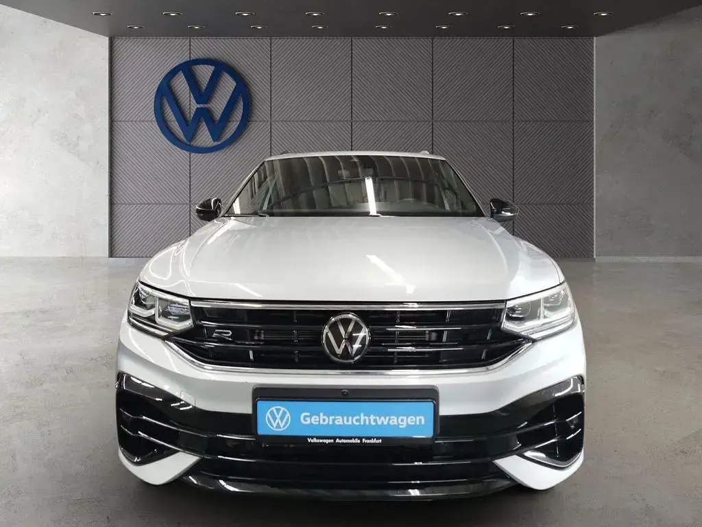 Gebraucht VW Tiguan R 320 PS (235 kW) 2023 Silber SUV