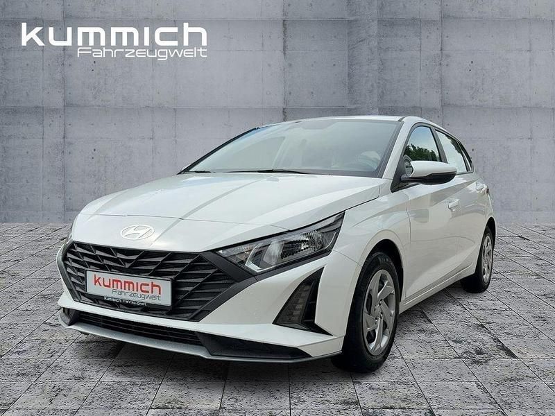 Atlas white Neu 2025 Hyundai i20 Select Limousine | 20.190 € (Etwas zu teuer) - Bild 1/4