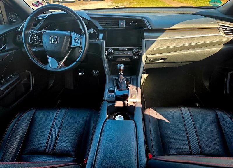 Gebraucht Honda Civic Dynamic 126 PS (92 kW) 2020 Schwarz Limousine