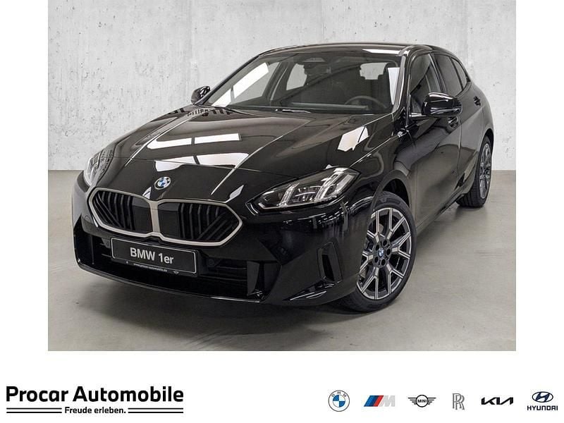 Neu BMW 116 122 PS (89 kW) 2025 Schwarz Kleinwagen
