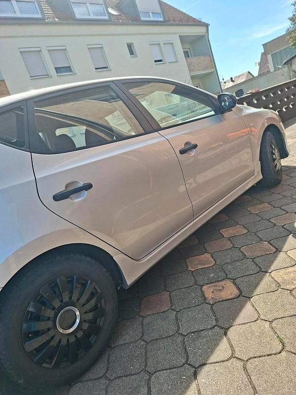 Second-hand Hyundai i30 108 CP (79 kW) 2012 Gri Hatchback