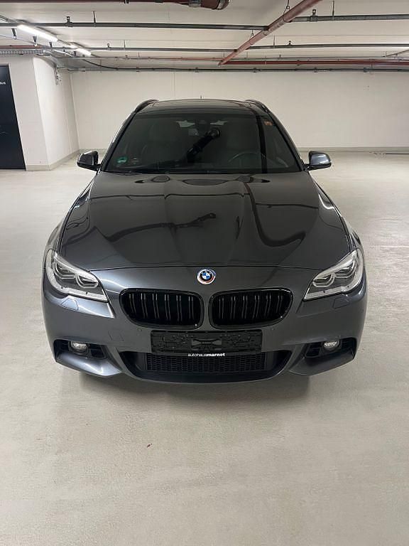 Gebraucht BMW 530 M Sport 258 PS (189 kW) 2016 Grau Kombi