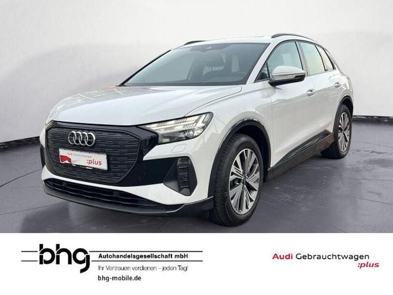 Gebraucht Audi Q4 e-tron Ambiente 150 kW (204 PS) 2022 Gletscherweiß metallic SUV