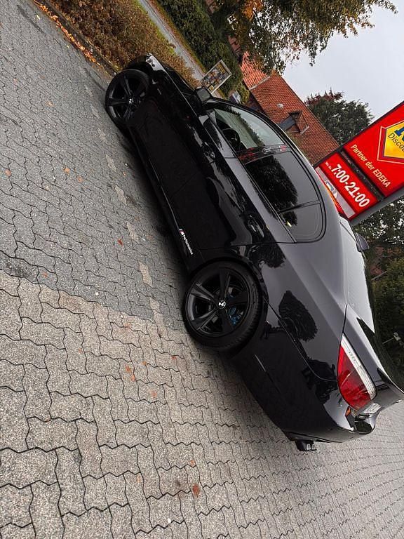 Gebraucht BMW 530 235 PS (172 kW) 2008 Schwarz Limousine