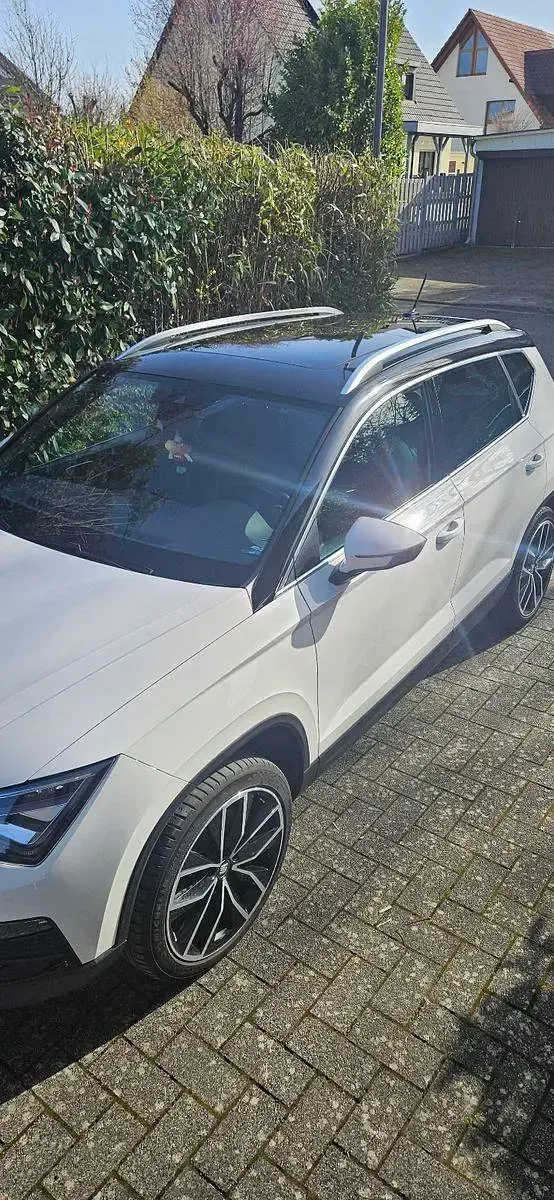 Używany Seat Ateca 4Drive 190 KM (139 kW) 2017 Biały SUV