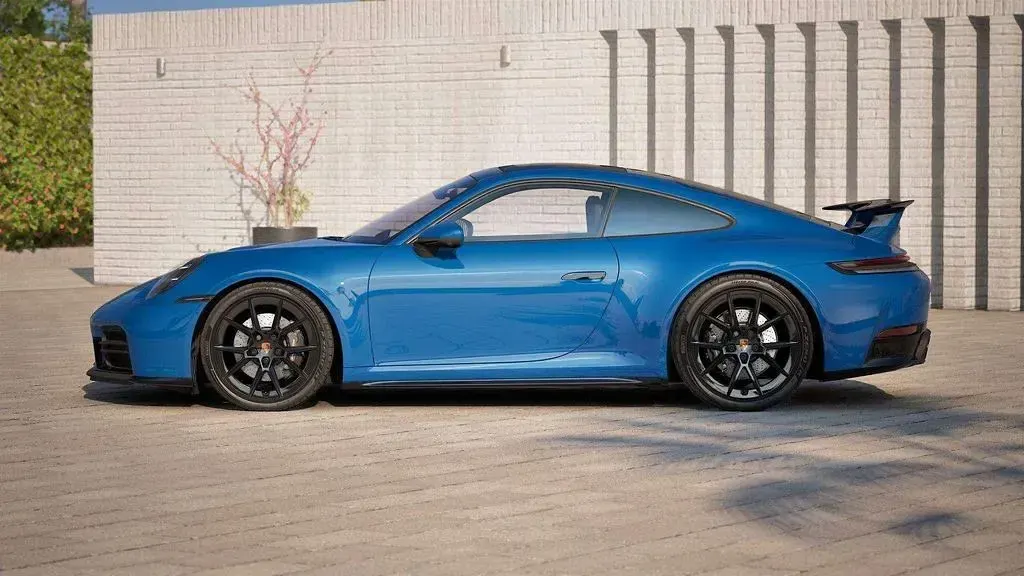 Gebraucht Porsche 992 394 PS (289 kW) 2024 Blau Coupé