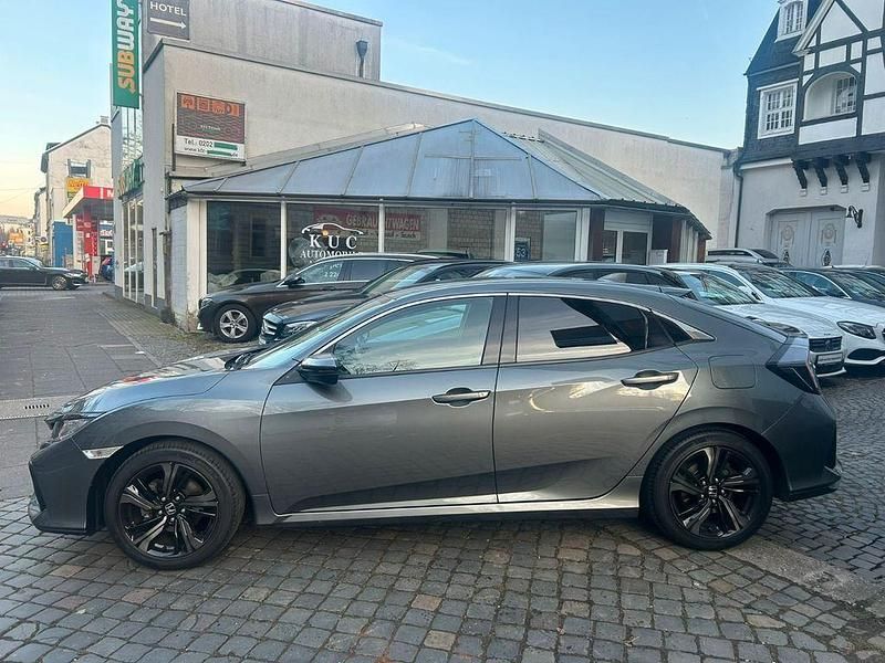 Gebraucht Honda Civic Elegance 126 PS (92 kW) 2020 Polished metal m. Limousine