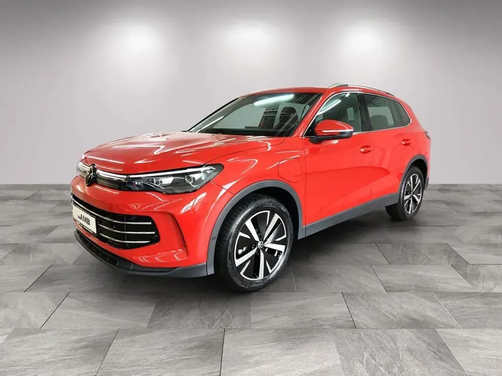 Gebraucht VW Tiguan Elegance 272 PS (200 kW) 2025 Rot SUV