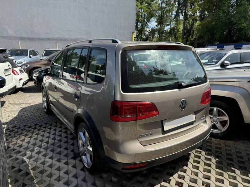 Gebraucht VW Touran Cross 150 PS (110 kW) 2014 Beige Van / Kleinbus