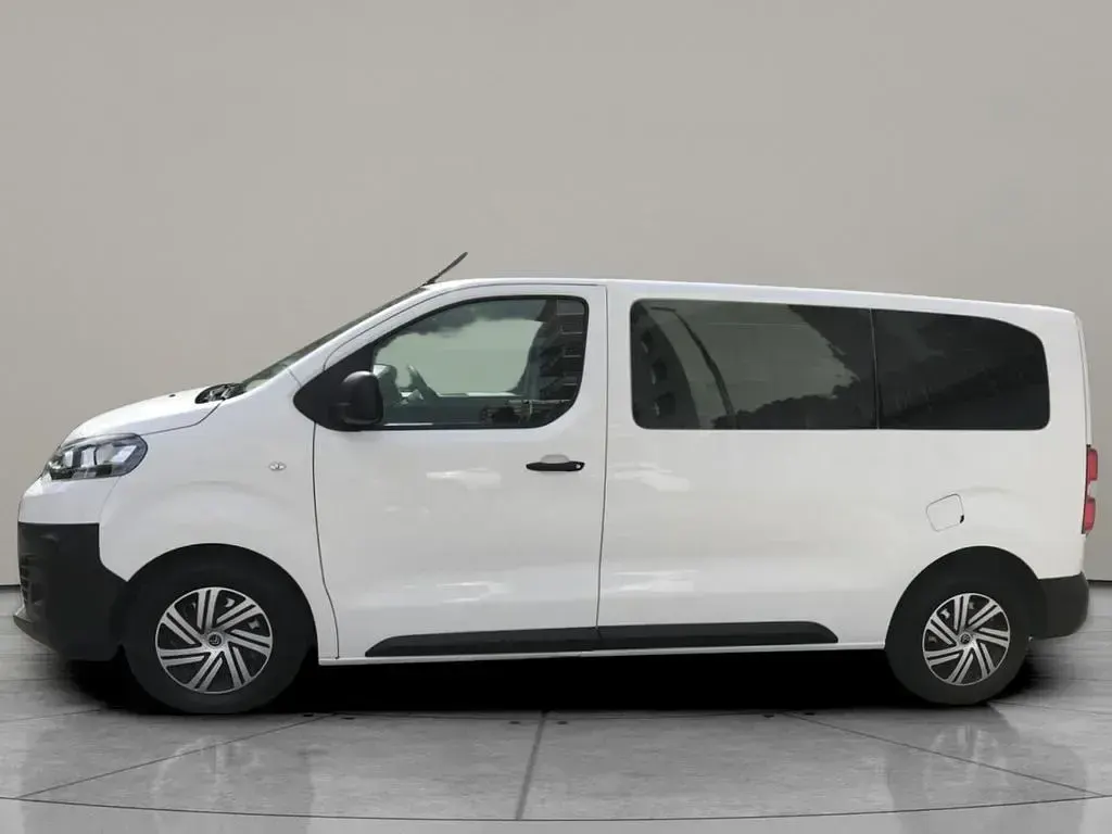 Używany Citroën Jumpy 150 KM (110 kW) 2020 Biały Minivan