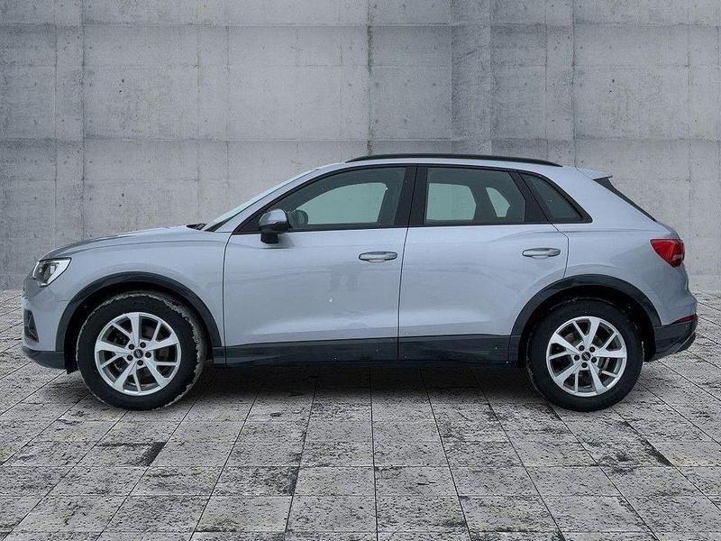 Gebraucht Audi Q3 Ambiente 150 PS (110 kW) 2022 Florettsilber metallic SUV
