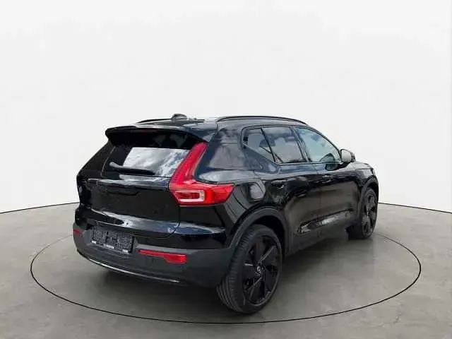 Gebraucht Volvo XC40 Plus 163 PS (119 kW) 2025 Schwarz SUV