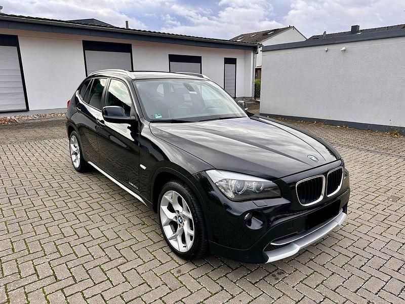 Schwarz Gebraucht 2010 BMW X1 Sport Line SUV | 9.300 € (Fairer Preis) - Bild 1/4