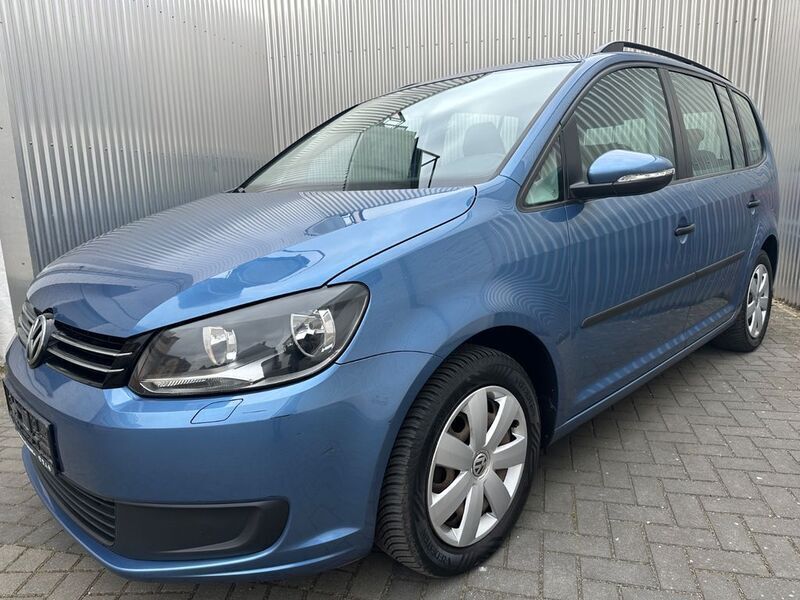 Gebraucht VW Touran Trendline 90 PS (66 kW) 2011 Blau Van / Kleinbus