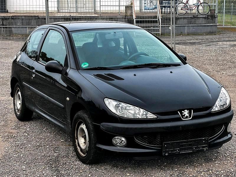 Gebraucht Peugeot 206 75 PS (55 kW) 2005 Schwarz Limousine