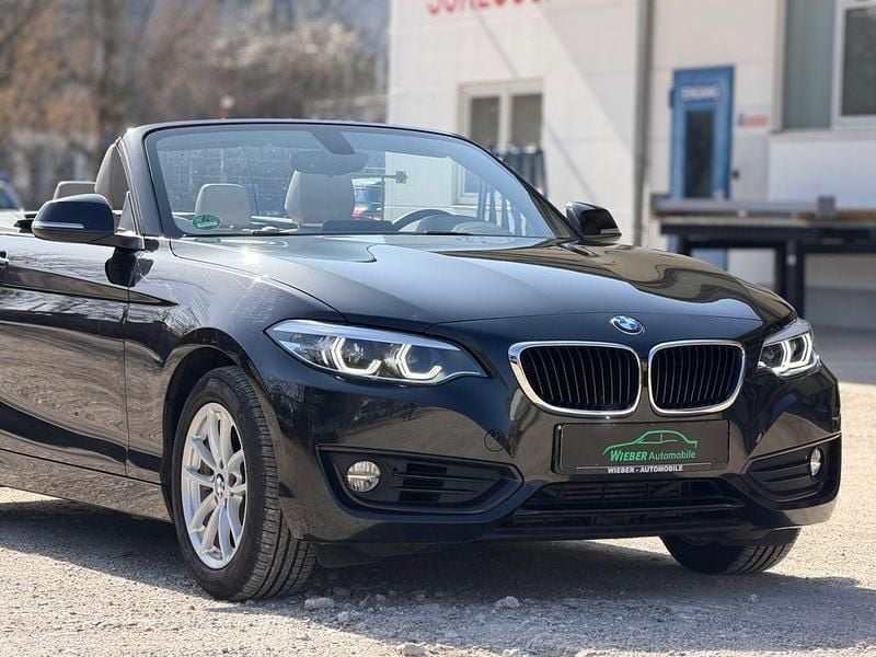 Gebraucht BMW 218 Advantage 136 PS (100 kW) 2018 Schwarz Cabrio
