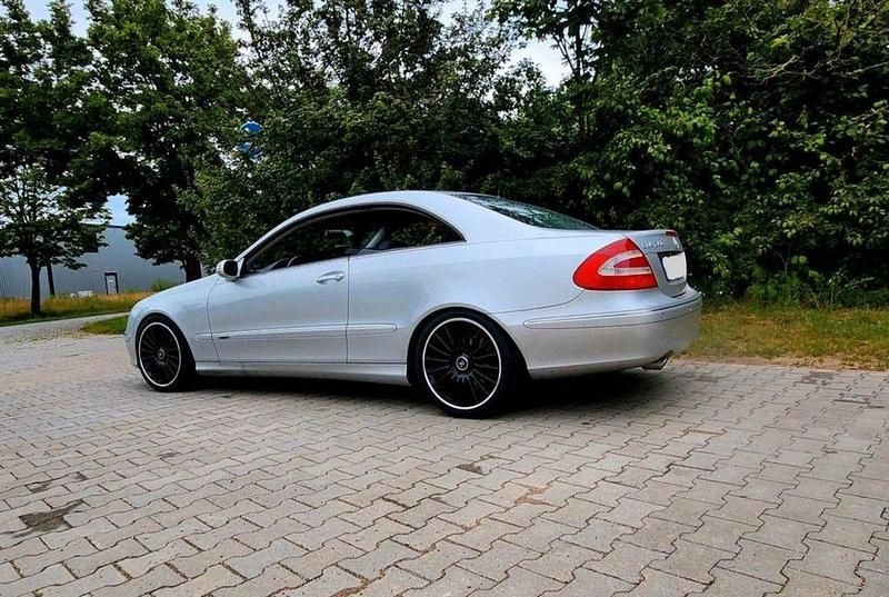Gebraucht Mercedes CLK240 Elegance 170 PS (125 kW) 2002 Silber Coupé