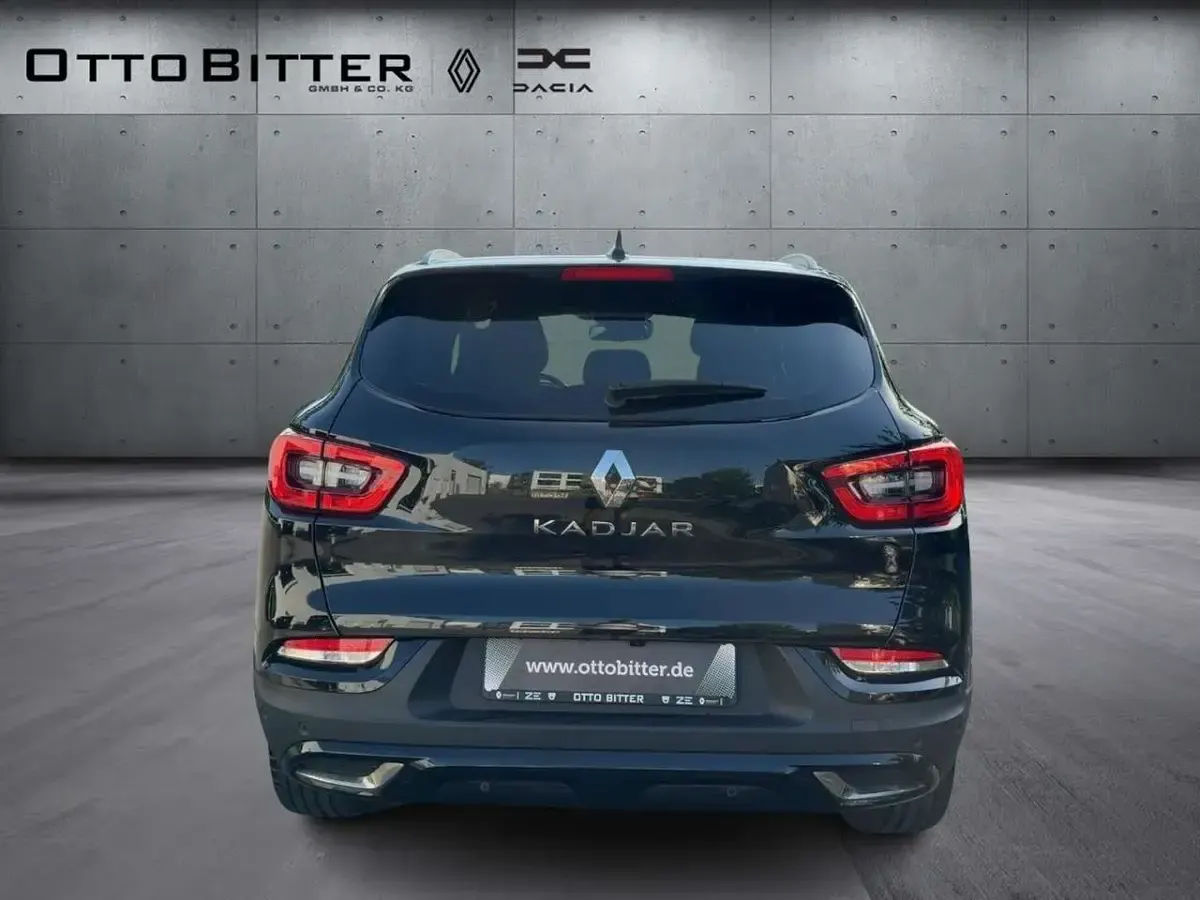 Gebraucht Renault Kadjar Black Edition 140 PS (102 kW) 2021 Blackpearlschwarz SUV