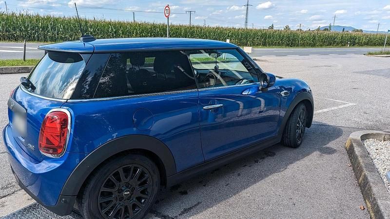 Gebraucht Mini ONE 115 PS (84 kW) 2021 Blau Kleinwagen
