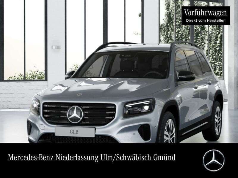 Silber Gebraucht 2025 Mercedes GLB200 Progressive SUV | 49.990 € (Teuer) - Bild 1/4