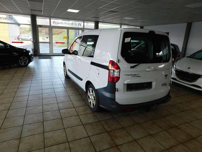 Gebraucht Ford Transit Trend 95 PS (69 kW) 2018 Weiß Van / Kleinbus