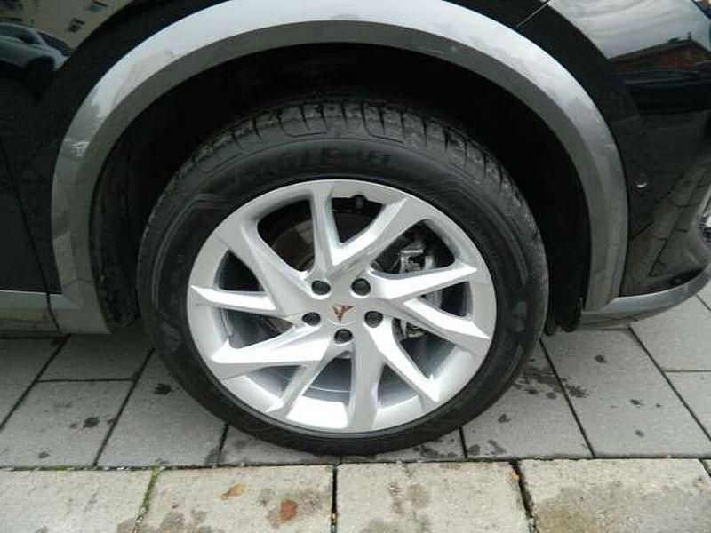 Gebraucht Cupra Formentor 150 PS (110 kW) 2023 Midnight schwarz metallic SUV