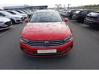 Second-hand VW Passat 122 CP (89 kW) 2022 Roșu Break