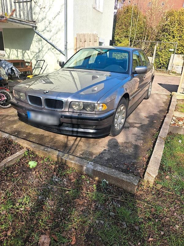 Gebraucht BMW 728 193 PS (141 kW) 2000 Grau Limousine