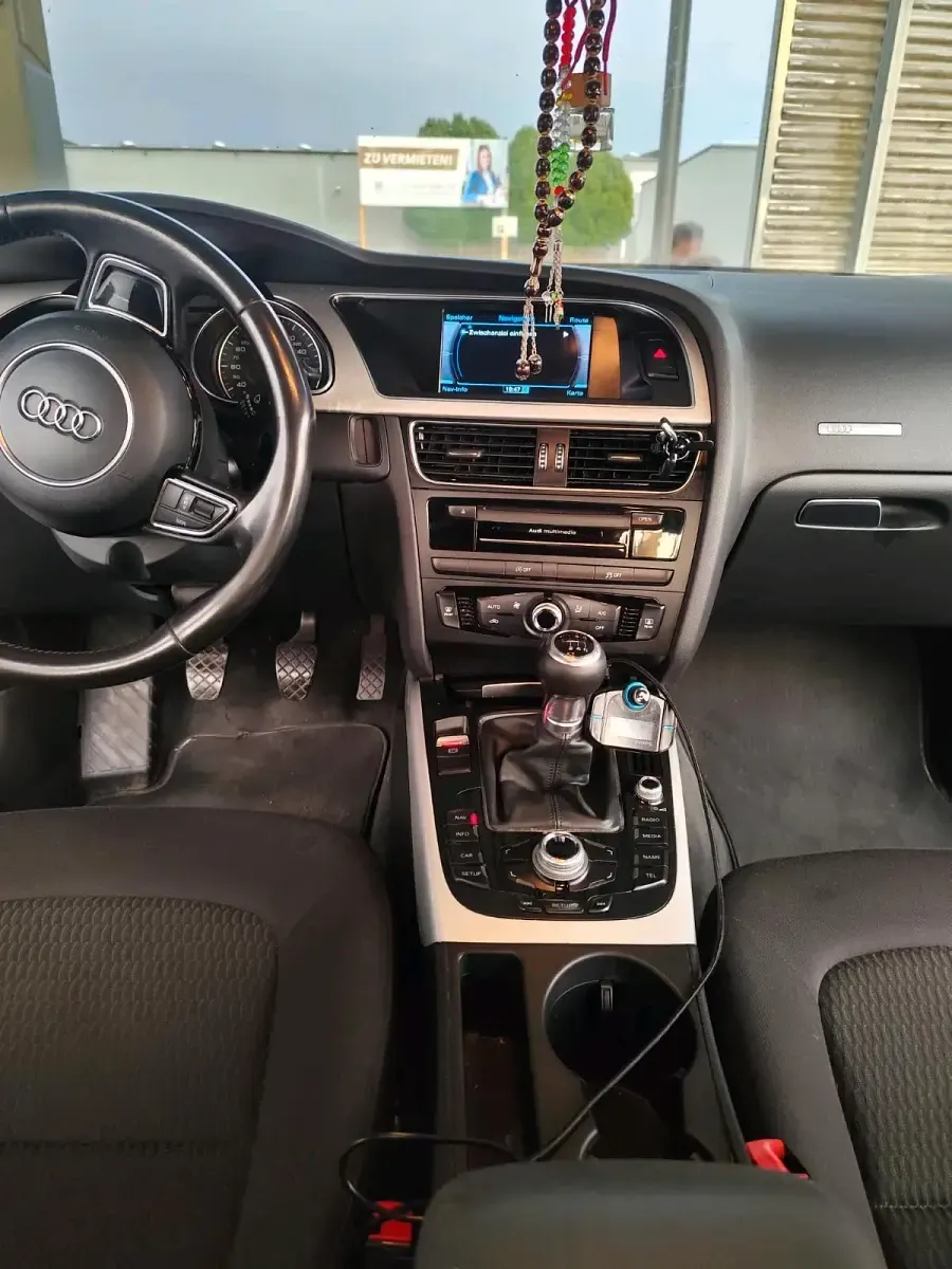 Gebraucht Audi A5 Sportback 150 PS (110 kW) 2015 Weiß Kleinwagen