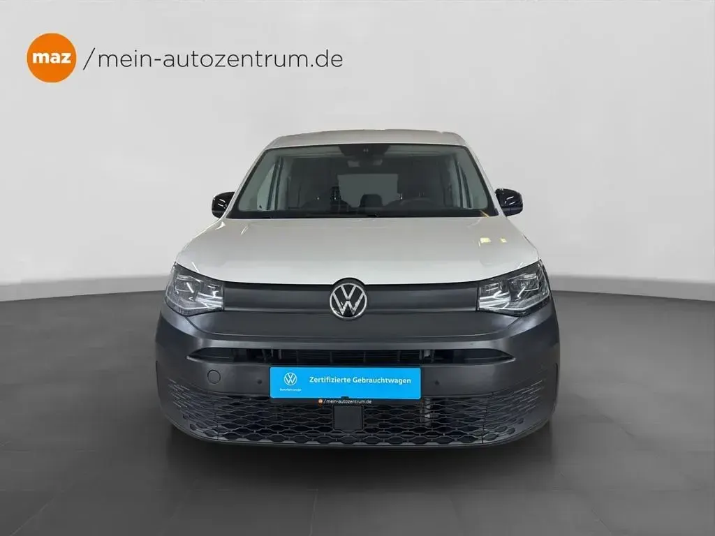 Second-hand VW Caddy Basis 122 CP (89 kW) 2022 Alb Monovolum