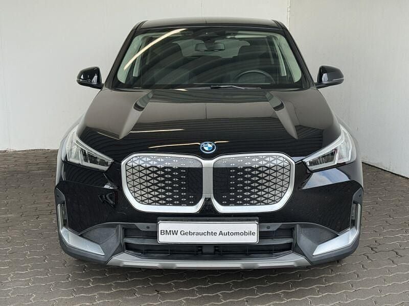 Gebraucht BMW iX1 Performance 225 kW (306 PS) 2023 Schwarz uni SUV