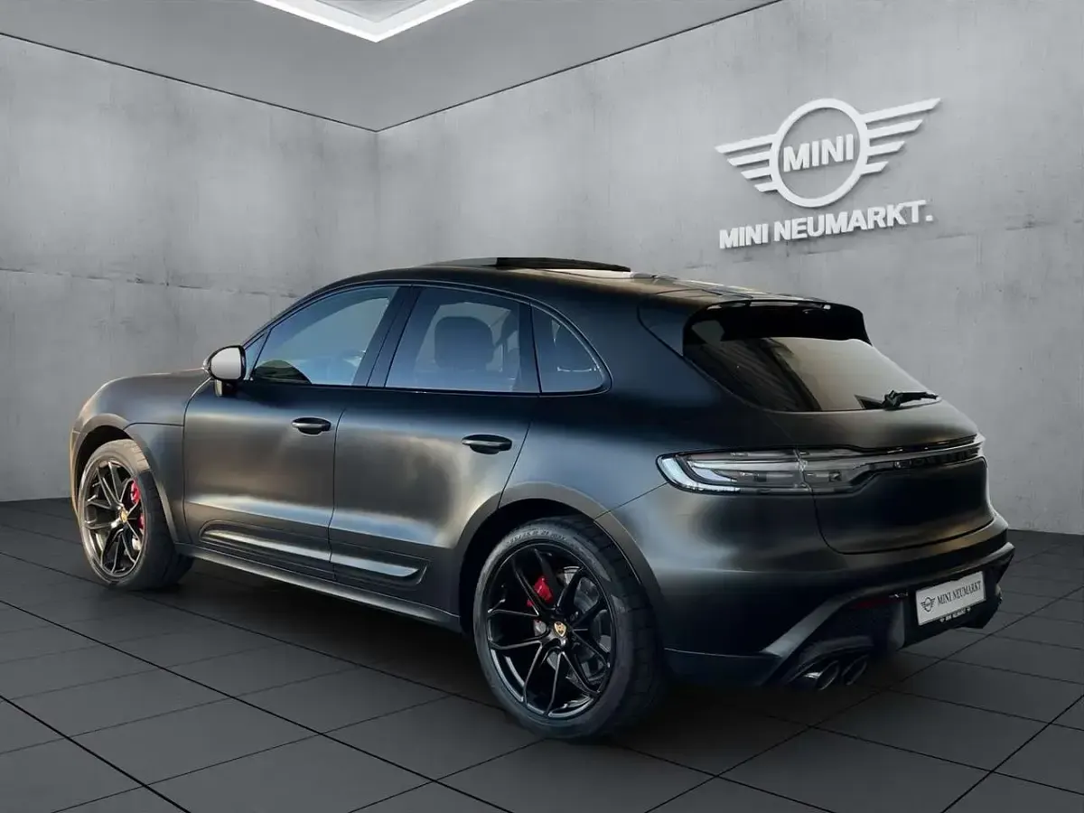 Gebraucht Porsche Macan GTS Sport 441 PS (324 kW) 2023 Schwarz SUV
