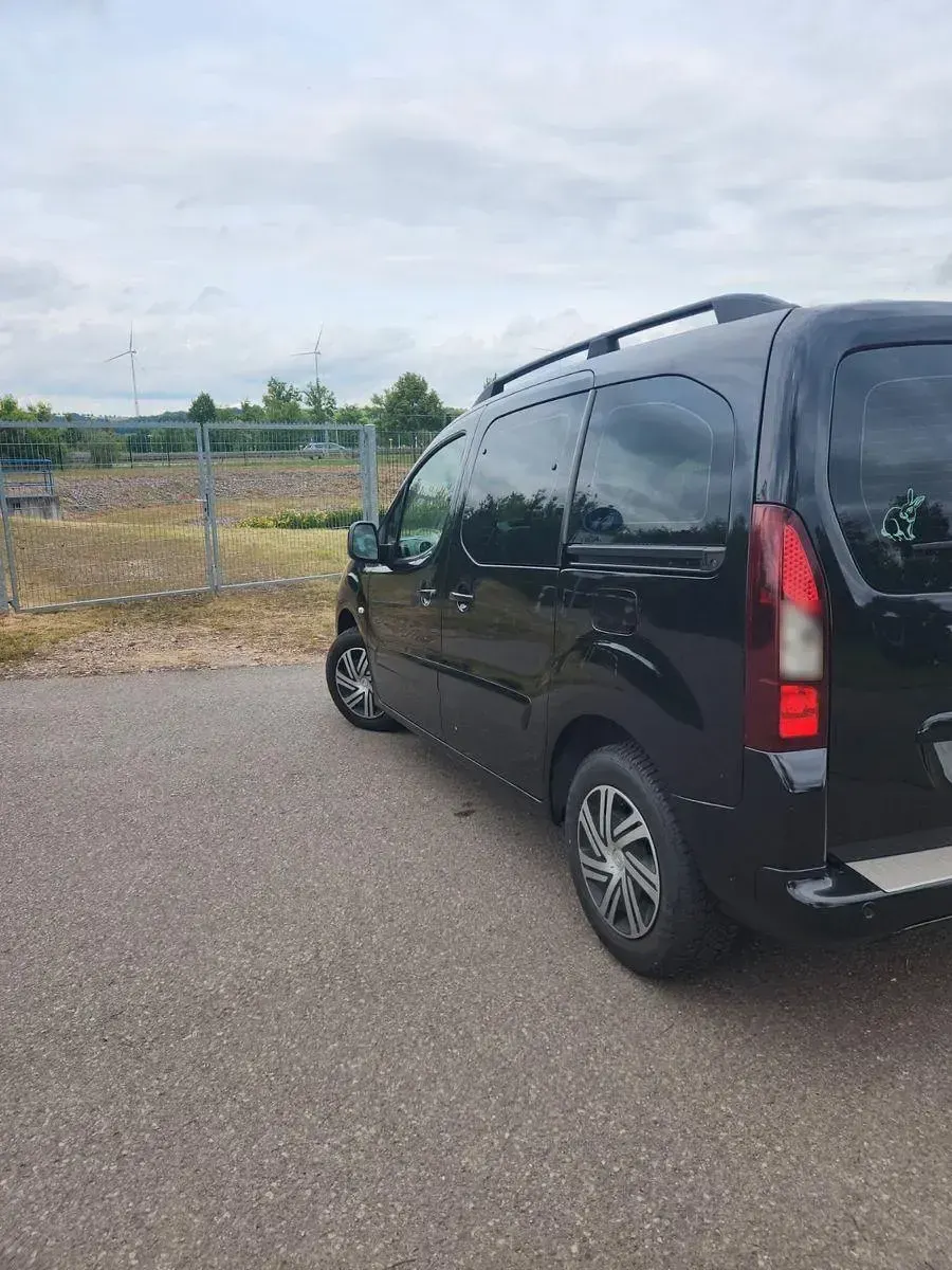 Gebraucht Citroën e-Berlingo SELECTION 98 PS (72 kW) 2012 Schwarz Kombi