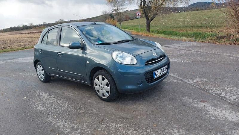 Grau Gebraucht 2012 Nissan Micra S Limousine | 3.200 € (Fairer Preis) - Bild 1/4