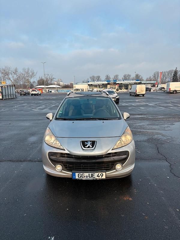 Silber Gebraucht 2009 Peugeot 207 Kombi | 4.000 € (Teuer) - Bild 1/4