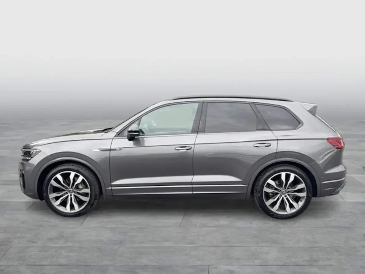 Gebraucht VW Touareg R-line 286 PS (210 kW) 2023 Grau SUV