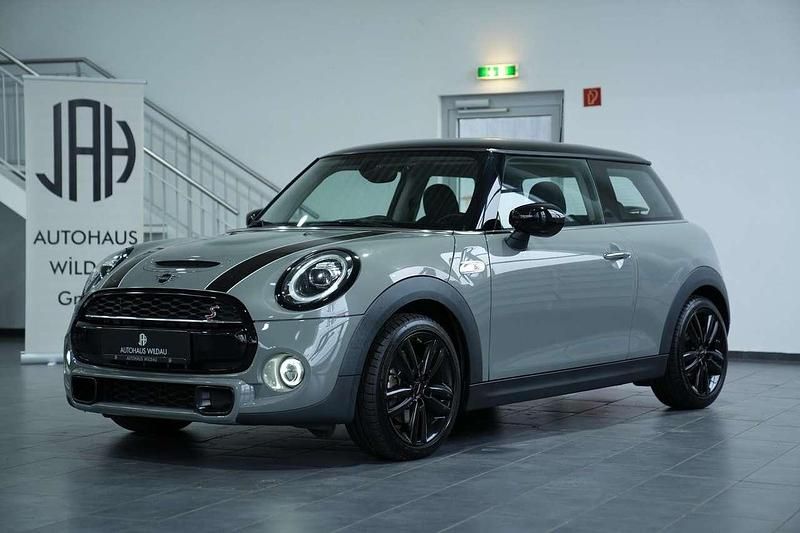 Moonwalk grey Gebraucht 2020 Mini Cooper S Coupé Coupé | 16.990 € (Fairer Preis) - Bild 1/4