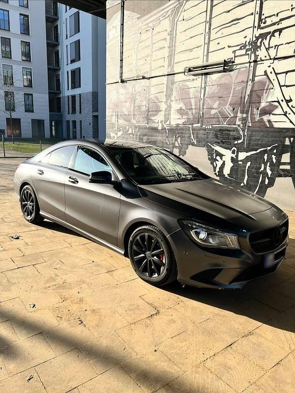 Gebraucht Mercedes CLA200 156 PS (114 kW) 2014 Grau Coupé