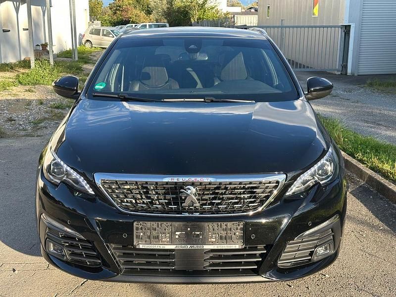 Schwarz Gebraucht 2017 Peugeot 308 GT Kombi | 11.990 € (Guter Preis) - Bild 1/4