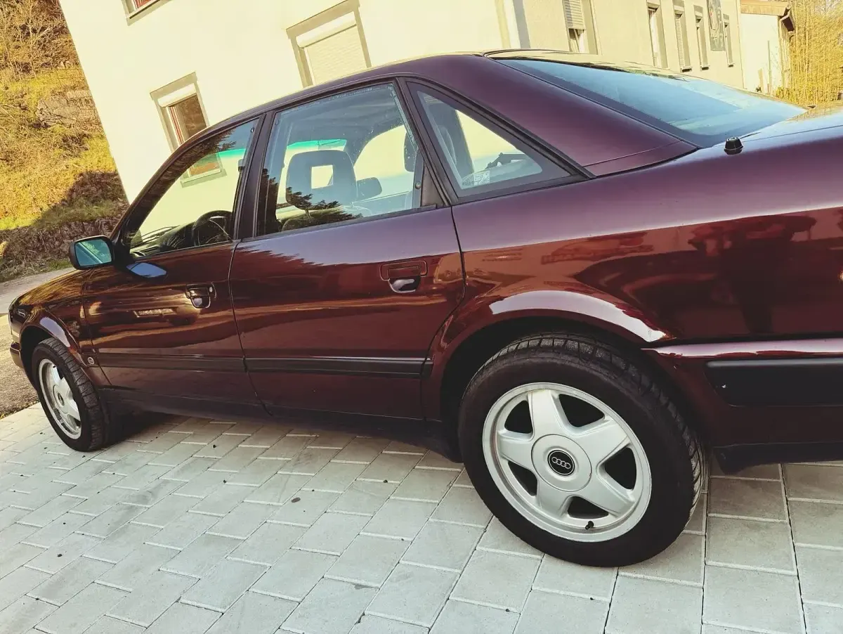 Second-hand Audi S4 230 CP (169 kW) 1992 Berlinǎ