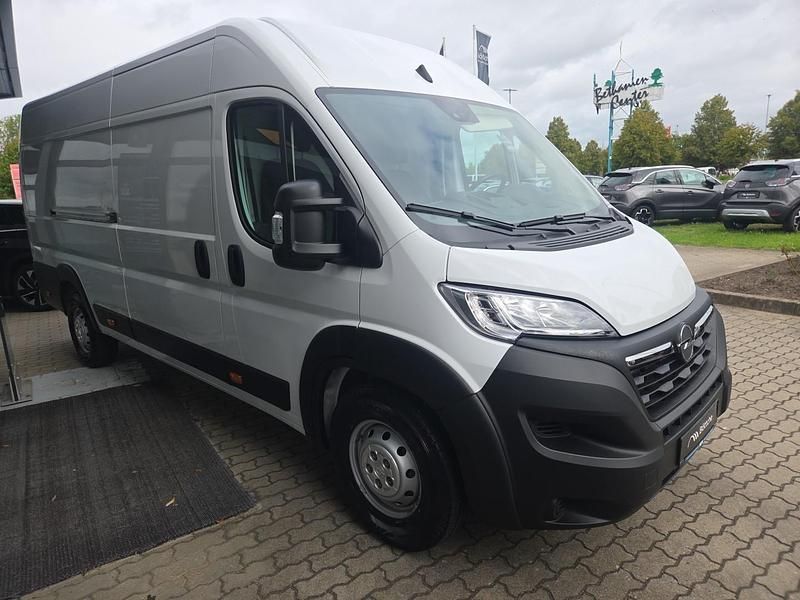 Gebraucht Opel Movano Edition 140 PS (102 kW) 2024 Lackierung weiss icy/typ aussenverkleidung spiegel flach standard Van