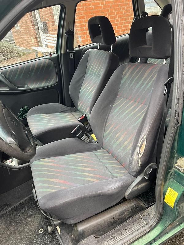 Gebraucht Opel Astra 75 PS (55 kW) 1997 Grün Kleinwagen