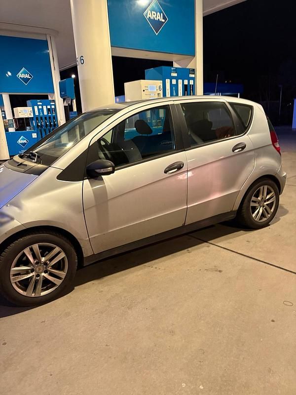 Gebraucht Mercedes A150 95 PS (69 kW) 2007 Silber Limousine