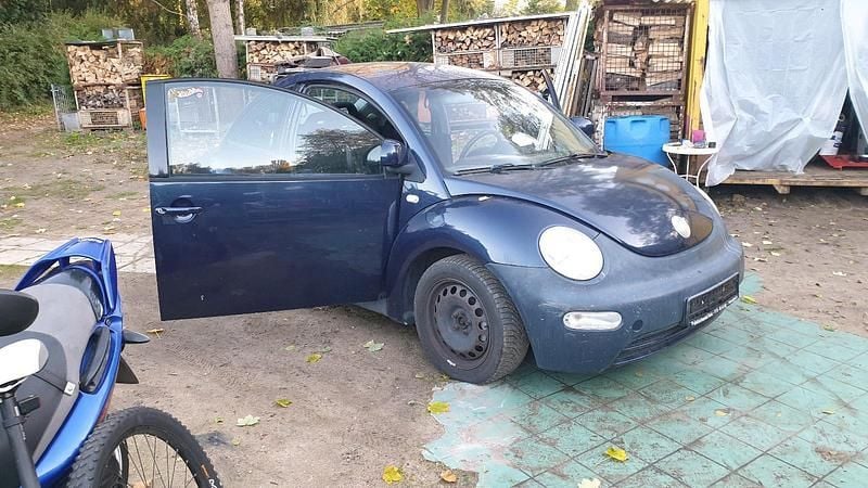 Blau Gebraucht 2001 VW Beetle Kleinwagen | 400 € (Superpreis) - Bild 1/4