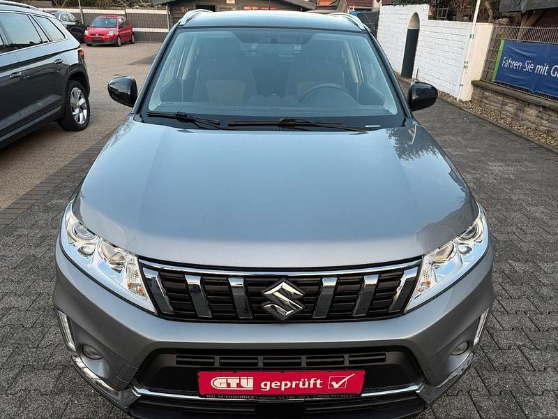 Gebraucht Suzuki Vitara 111 PS (81 kW) 2019 Grau SUV