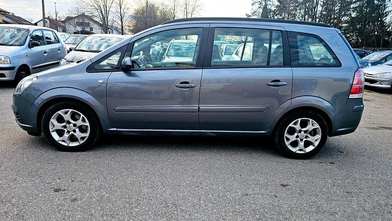 Gebraucht Opel Zafira Edition 150 PS (110 kW) 2005 Grau Van / Kleinbus