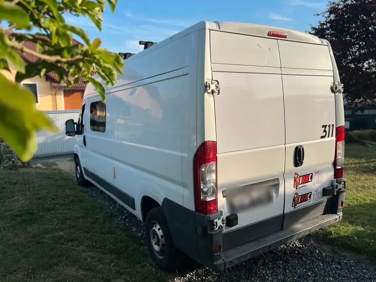Gebraucht Peugeot Boxer 120 PS (88 kW) 2009 Weiß Van