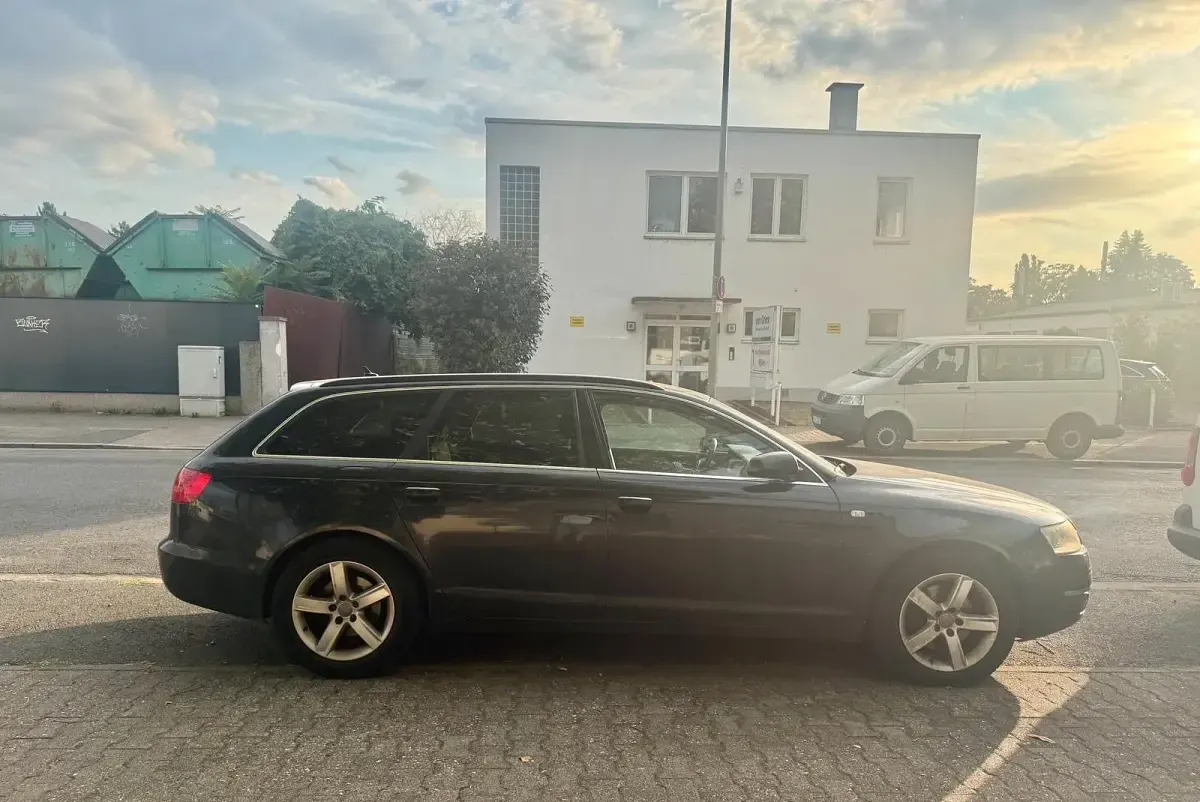 Gebraucht Audi A6 179 PS (131 kW) 2007 Schwarz Kombi